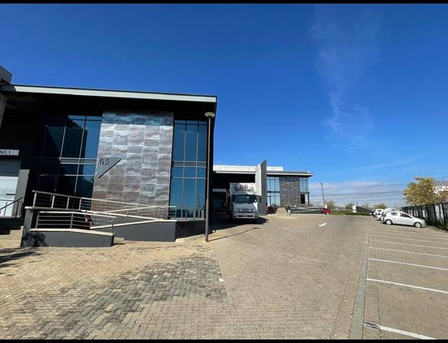 INDUSTRIAL PROPERTY TO RENT IN LOUWLARDIA